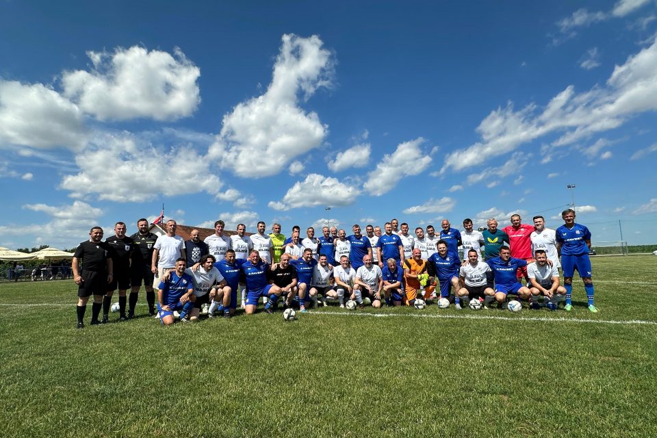 c4c643ef-3d21-4331-ae96-1ea19c9a8371