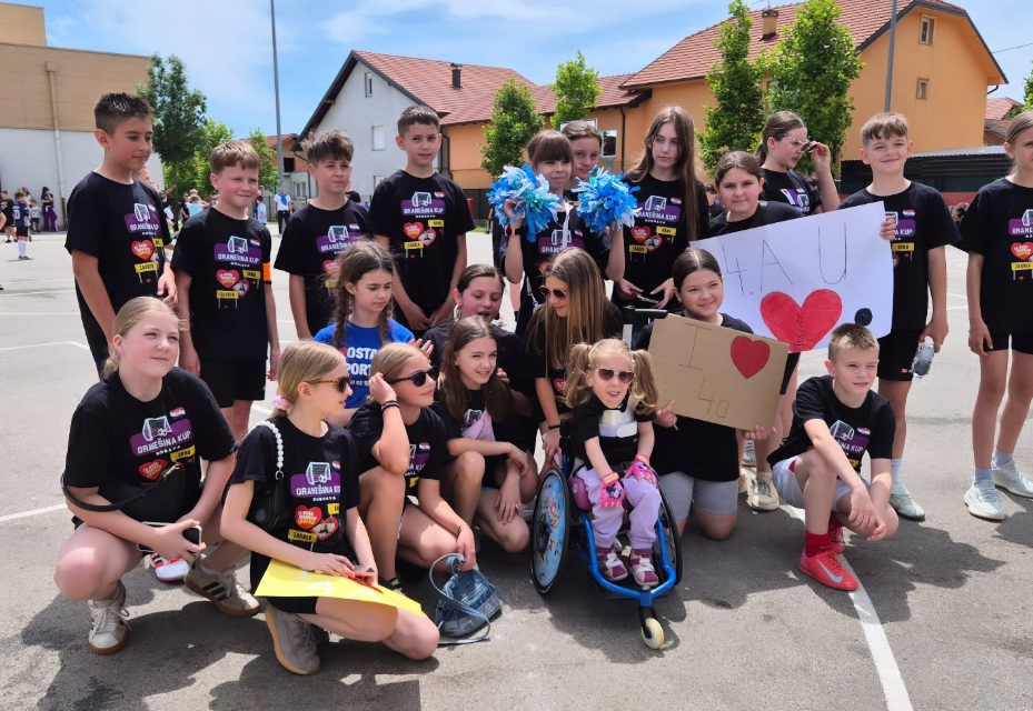 Dinamova zaklada Nema predaje za hrabircu Lorenu